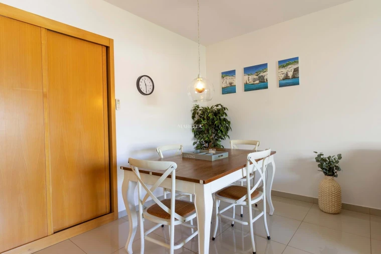 Apartamento T2 para Arrendamento férias em Lagos (São Sebastião e Santa Maria) Foto 9