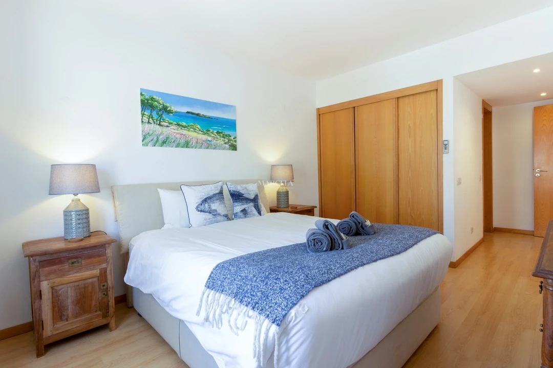 Apartamento T2 para Arrendamento férias em Lagos (São Sebastião e Santa Maria) Foto 20