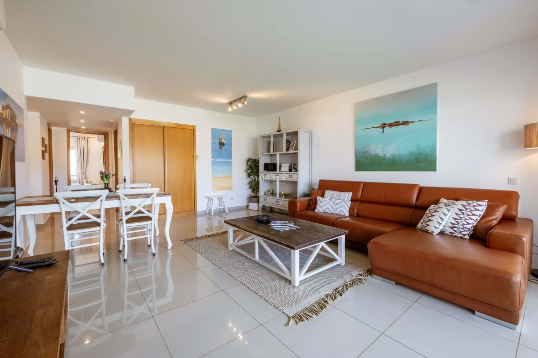 Apartamento T2 para Arrendamento férias em Lagos (São Sebastião e Santa Maria) Foto 7