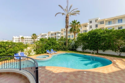 Apartamento T2 para Arrendamento férias em Lagos (São Sebastião e Santa Maria)