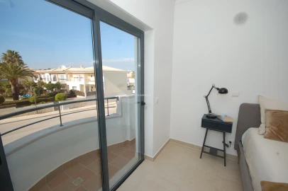 Apartamento T2 para Arrendamento férias em Lagos (São Sebastião e Santa Maria)