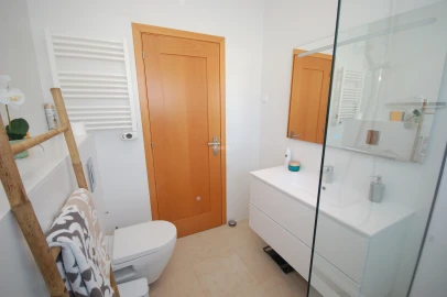 Apartamento T2 para Arrendamento férias em Lagos (São Sebastião e Santa Maria)