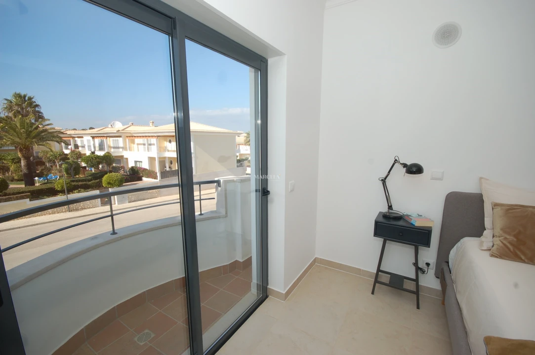 Apartamento T2 para Arrendamento férias em Lagos (São Sebastião e Santa Maria) Foto 15