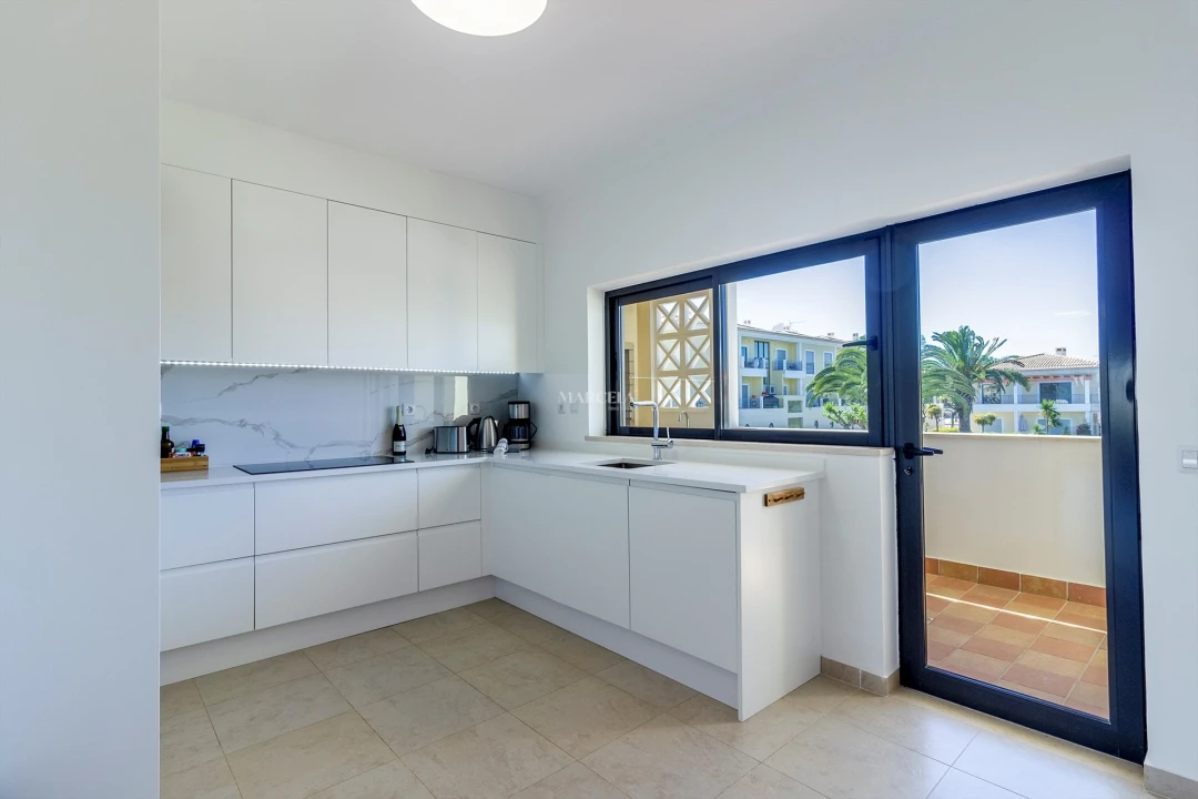 Apartamento T2 para Arrendamento férias em Lagos (São Sebastião e Santa Maria) Foto 37