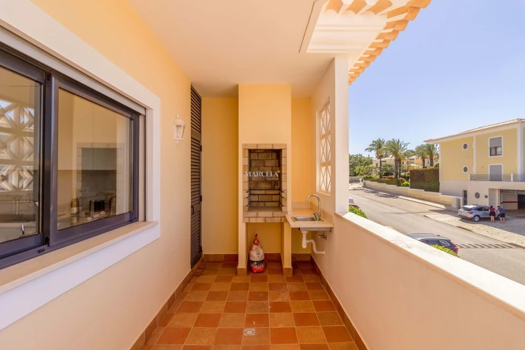 Apartamento T2 para Arrendamento férias em Lagos (São Sebastião e Santa Maria) Foto 38