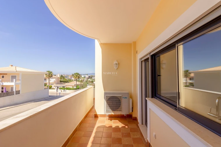 Apartamento T2 para Arrendamento férias em Lagos (São Sebastião e Santa Maria) Foto 33