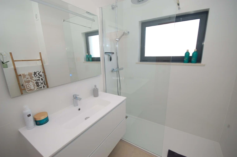 Apartamento T2 para Arrendamento férias em Lagos (São Sebastião e Santa Maria) Foto 23