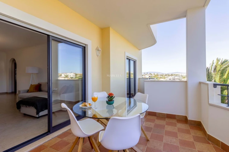 Apartamento T2 para Arrendamento férias em Lagos (São Sebastião e Santa Maria) Foto 29