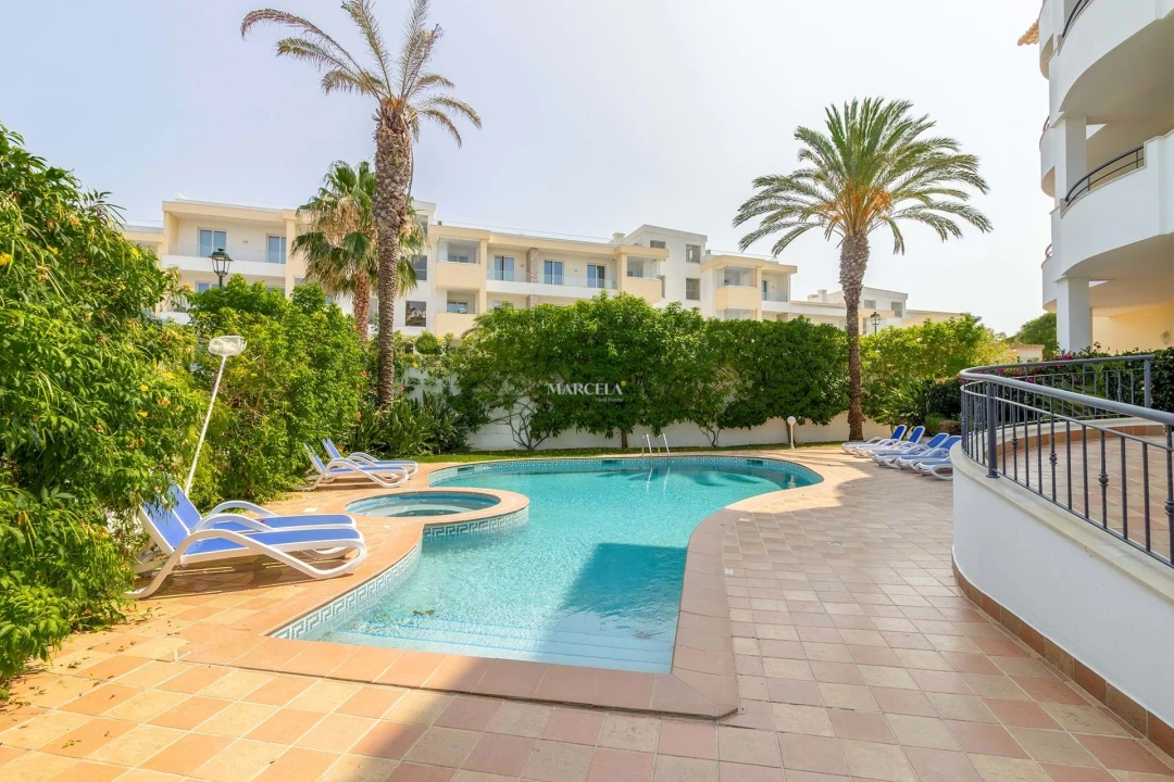 Apartamento T2 para Arrendamento férias em Lagos (São Sebastião e Santa Maria) Foto 39