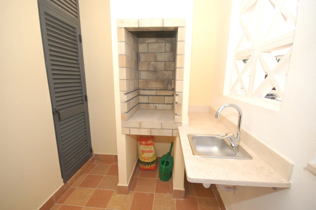 Apartamento T2 para Arrendamento férias em Lagos (São Sebastião e Santa Maria) Foto 30