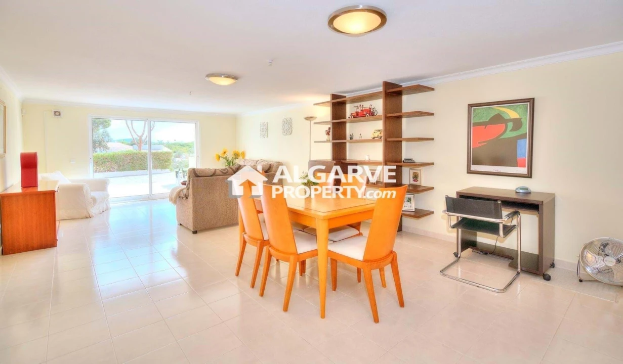 Apartamento T4 para Venda em Quarteira Foto 34