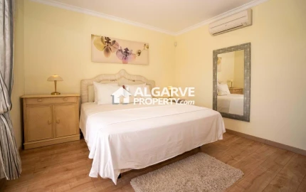 Apartamento T4 para Venda em Quarteira