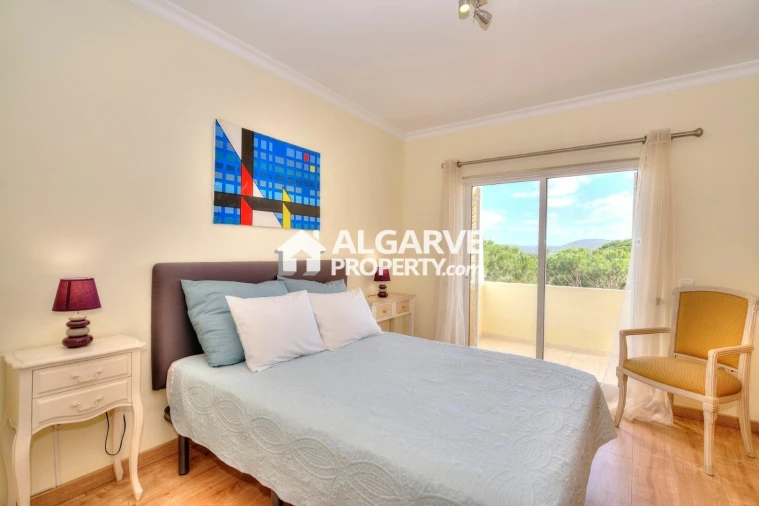 Apartamento T4 para Venda em Quarteira Foto 32
