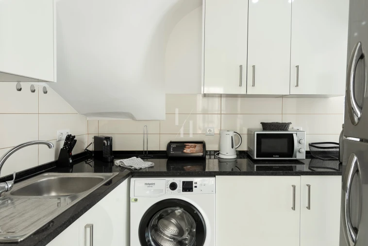 Apartamento T2 para Arrendamento férias em Quarteira Foto 11