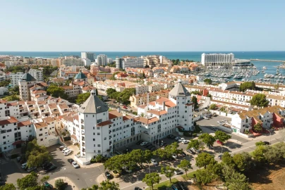 Apartamento T2 para Arrendamento férias em Quarteira
