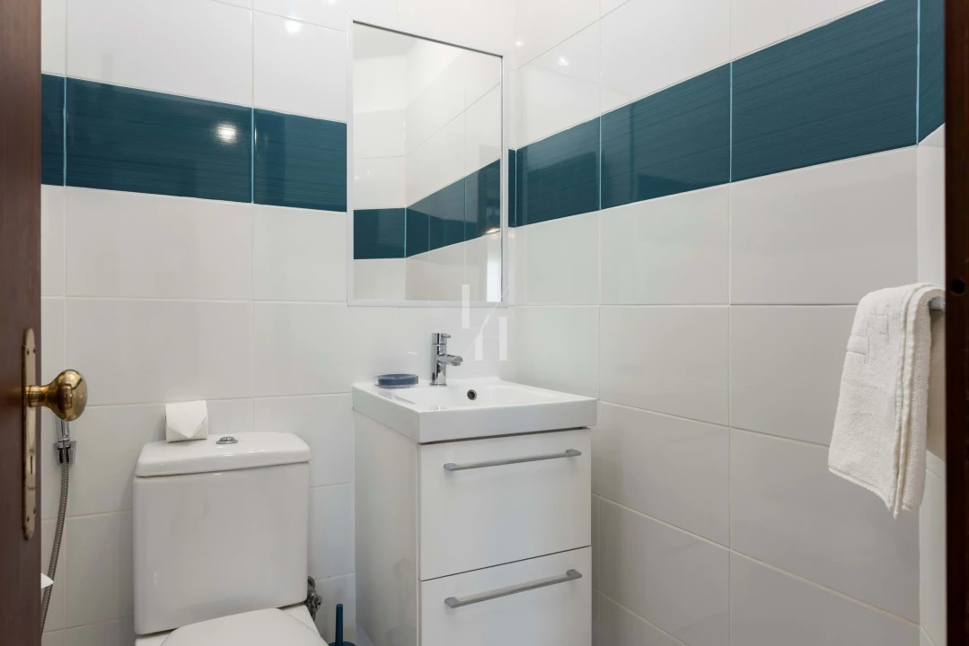 Apartamento T2 para Arrendamento férias em Quarteira Foto 10