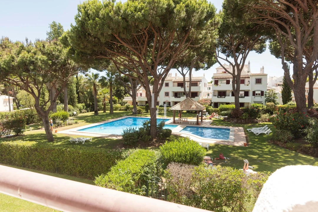 Apartamento T2 para Arrendamento férias em Quarteira Foto 3