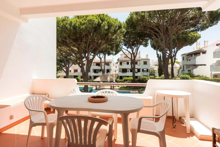 Apartamento T2 para Arrendamento férias em Quarteira Foto 18