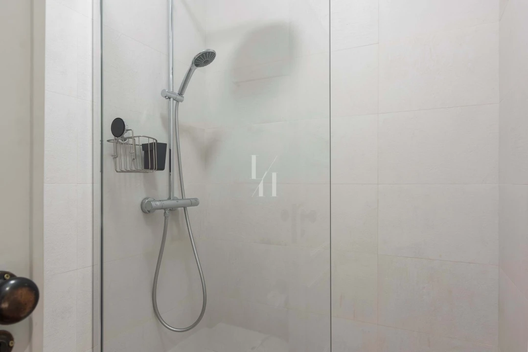 Apartamento T2 para Arrendamento férias em Quarteira Foto 9