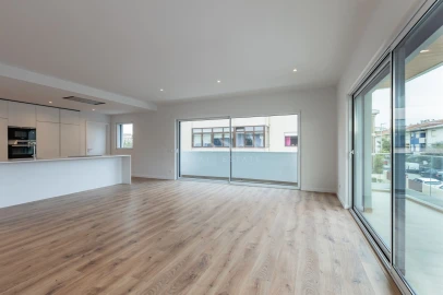Apartamento T2 para Venda em Ramalde