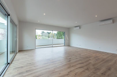 Apartamento T2 para Venda em Ramalde