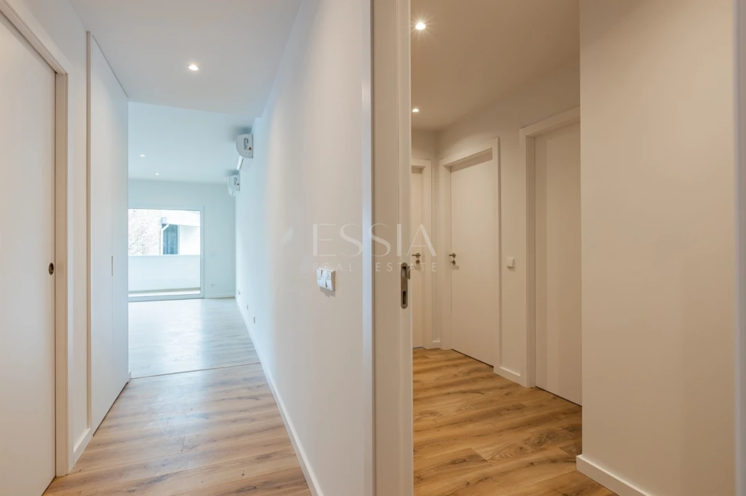 Apartamento T2 para Venda em Ramalde Foto 2