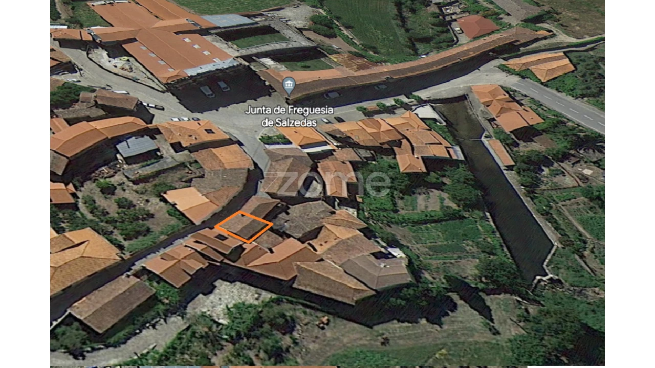 Moradia T7 para Venda em Salzedas Foto 3