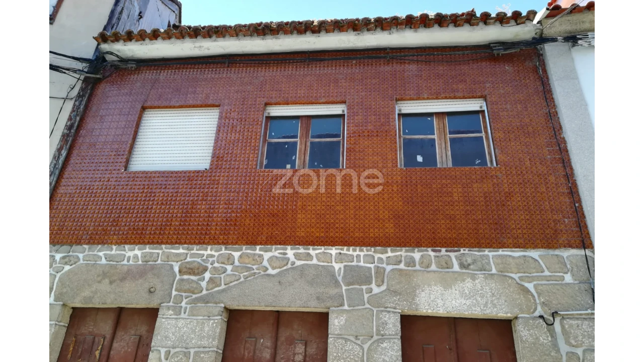 Moradia T7 para Venda em Salzedas Foto 5