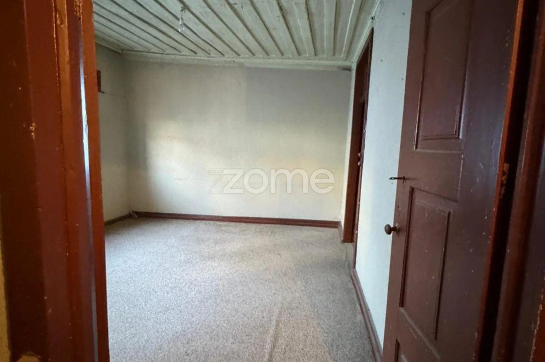 Moradia T7 para Venda em Salzedas Foto 32