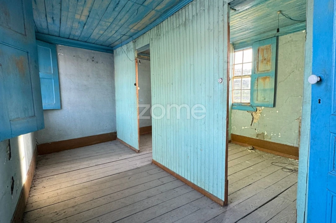 Moradia T7 para Venda em Salzedas Foto 38