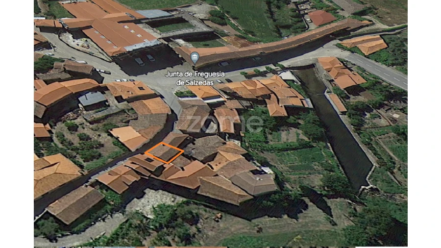 Moradia T7 para Venda em Salzedas Foto 3