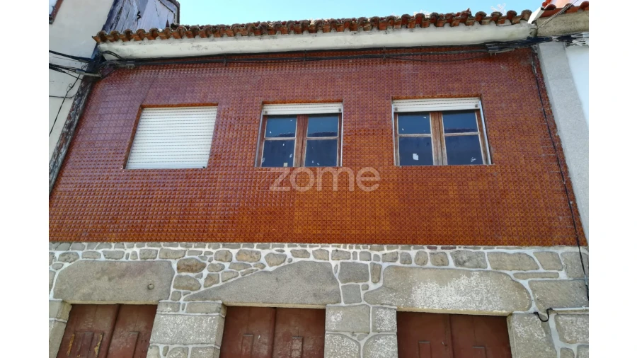 Moradia T7 para Venda em Salzedas Foto 5