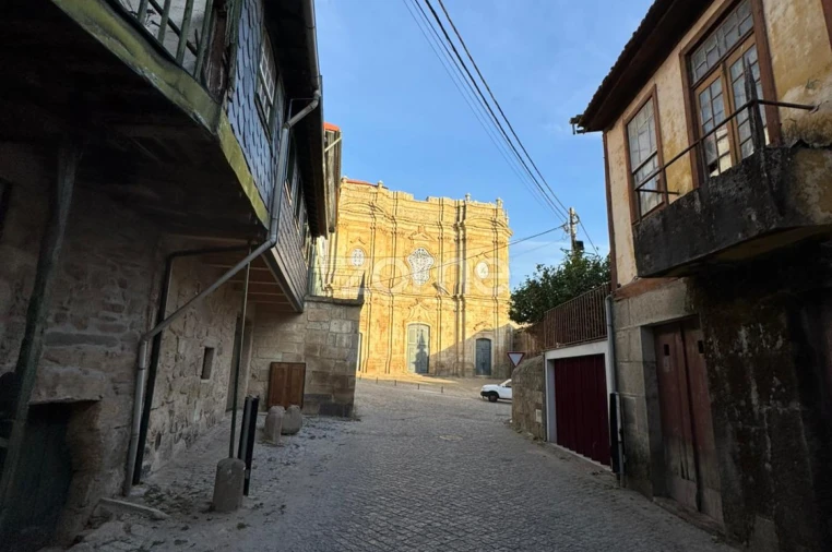 Moradia T7 para Venda em Salzedas Foto 17