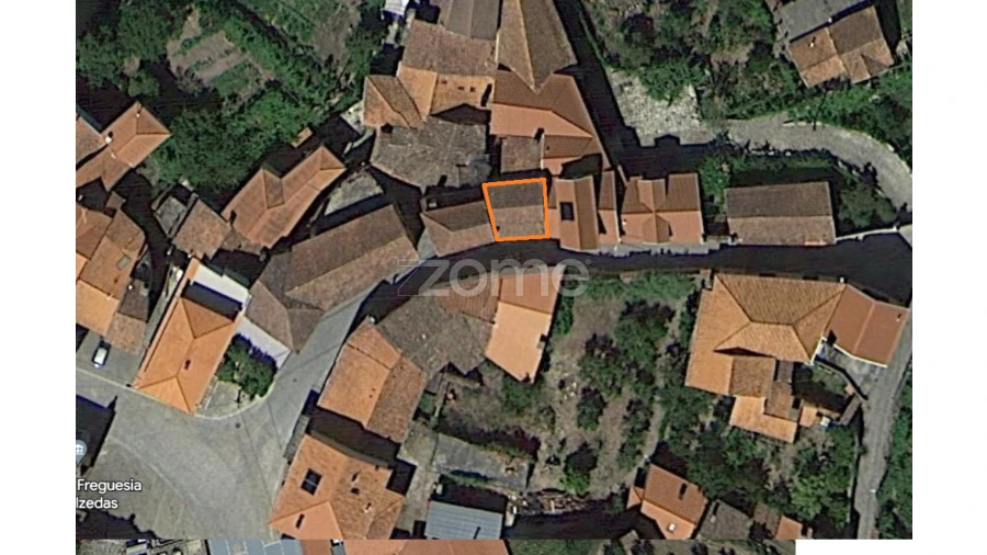 Moradia T7 para Venda em Salzedas Foto 4