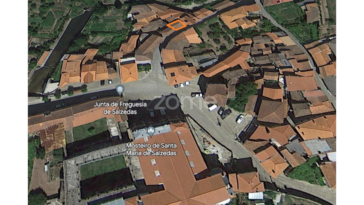 Moradia T7 para Venda em Salzedas Foto 6