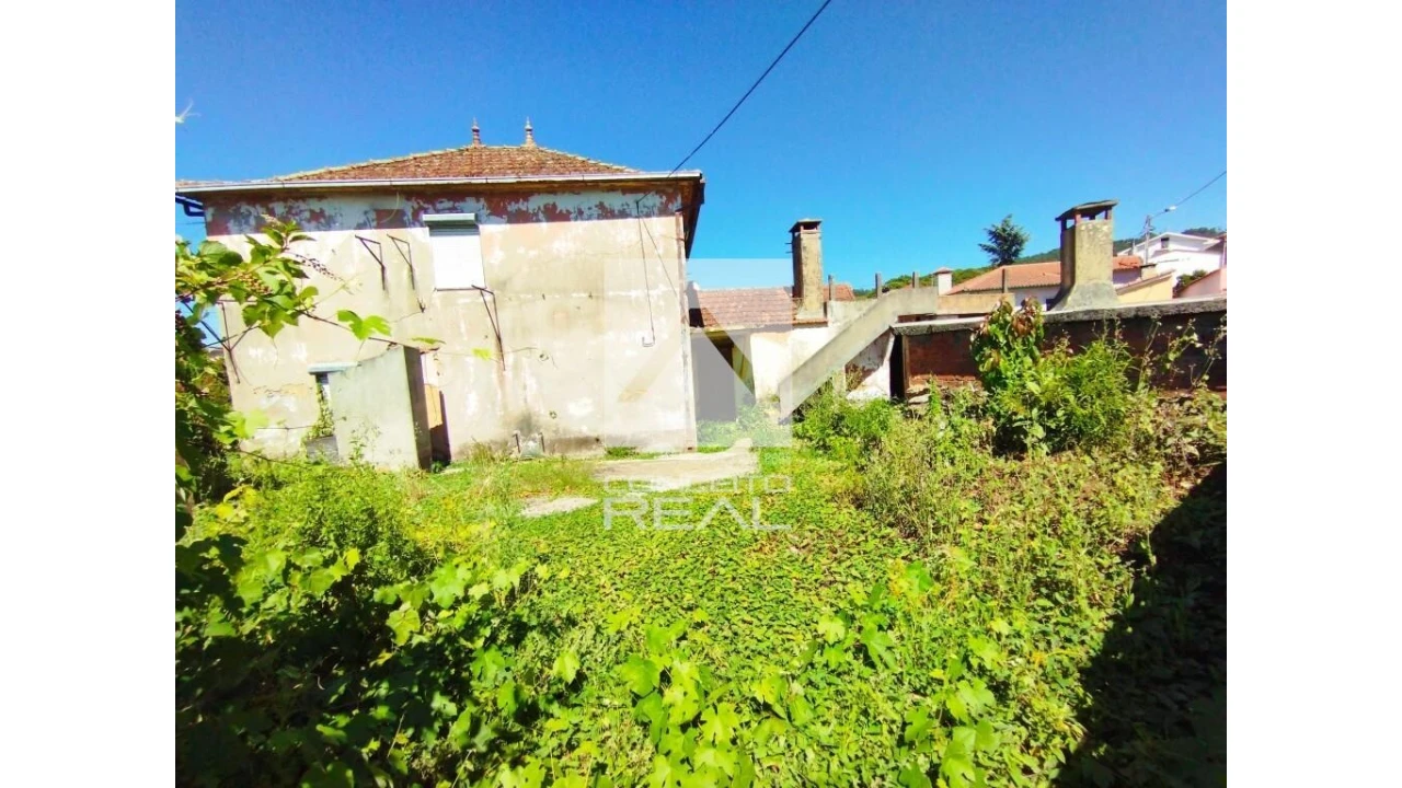 Moradia T3 para Venda em Pinheiro da Bemposta, Travanca e Palmaz Foto 2