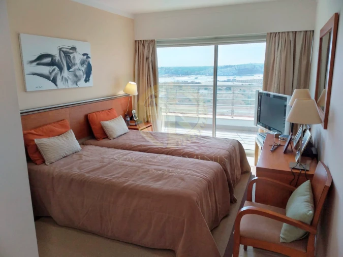 Apartamento T2 para Venda em Portimão Foto 6