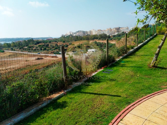 Apartamento T2 para Venda em Portimão Foto 15