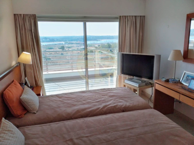 Apartamento T2 para Venda em Portimão Foto 7