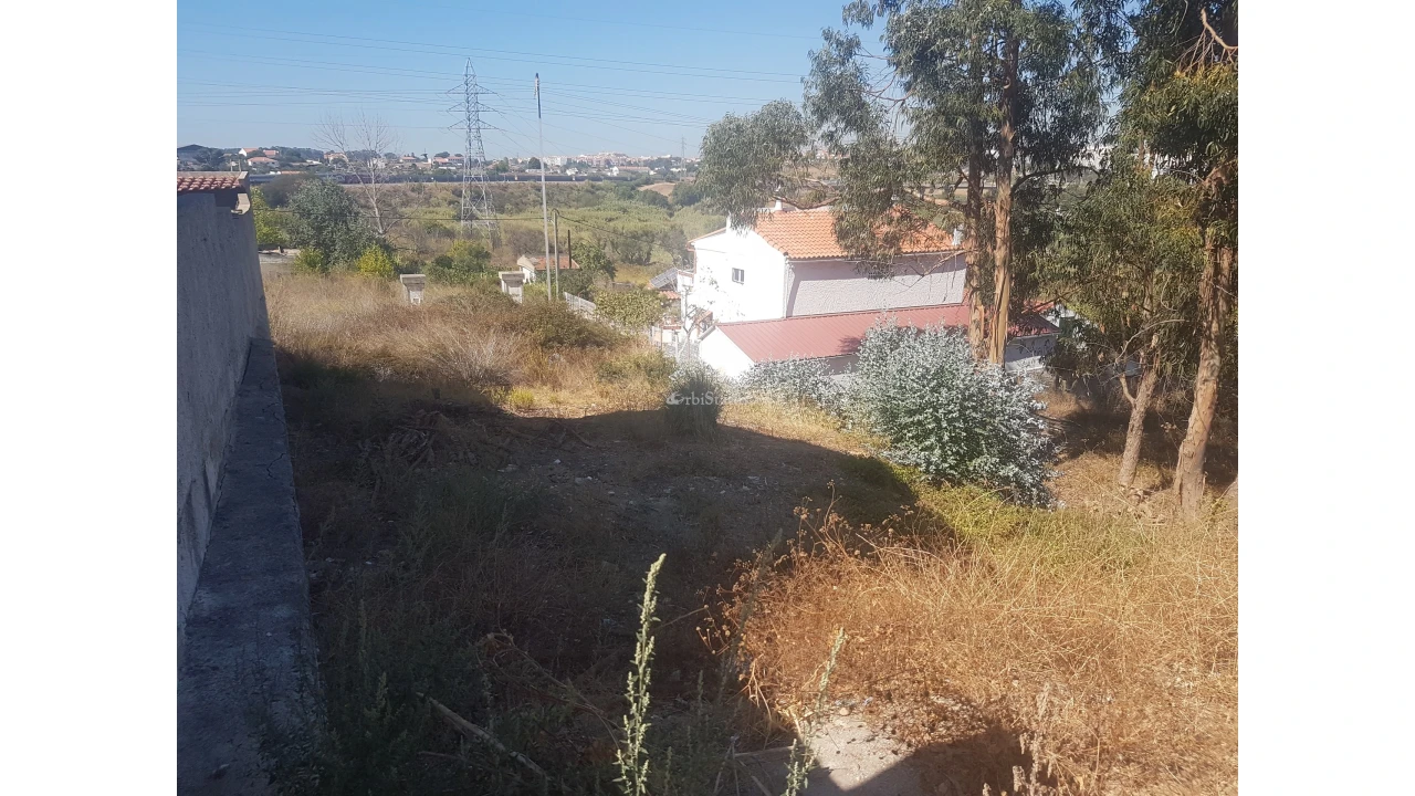Terreno para Venda em Laranjeiro e Feijó Foto 2