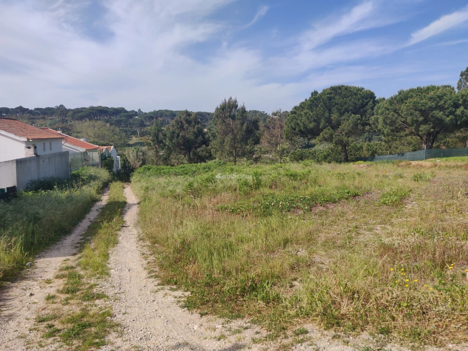 Terreno para Venda em Sesimbra (Castelo) Foto 1