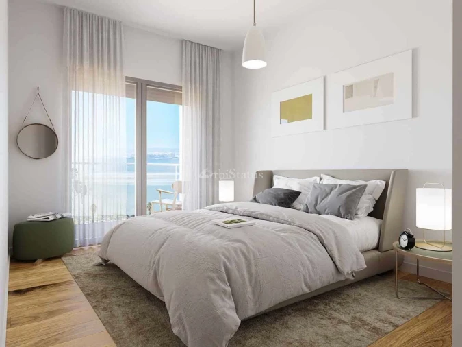 Apartamento T4 para Venda em Seixal Foto 4