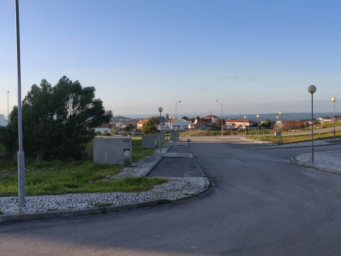 Terreno para Venda em Sesimbra (Castelo) Foto 3