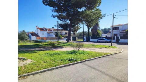 Terreno para Venda em Sesimbra (Castelo)