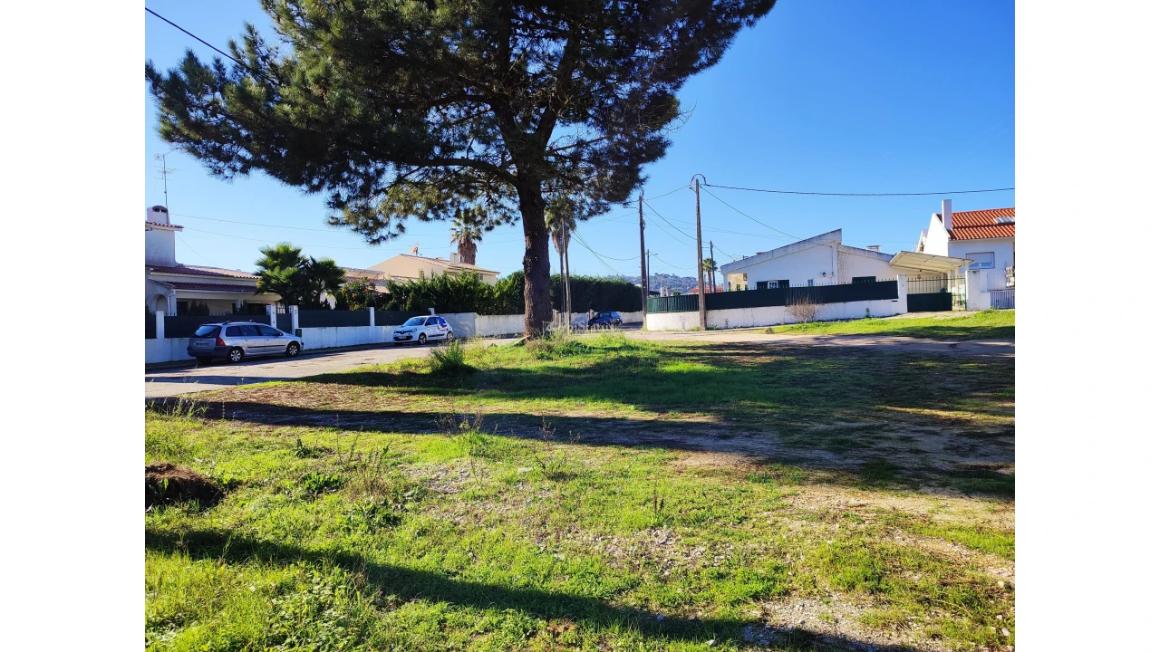 Terreno para Venda em Sesimbra (Castelo) Foto 4
