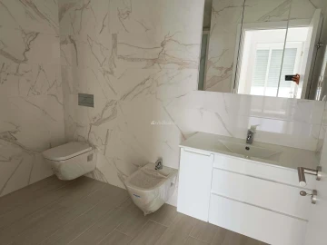 Apartamento T1 para Venda em Sesimbra (Santiago)