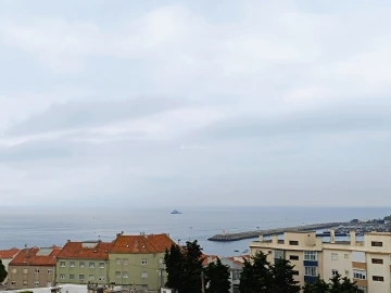 Apartamento T1 para Venda em Sesimbra (Santiago)
