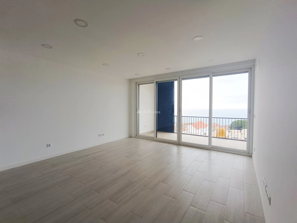 Apartamento T1 para Venda em Sesimbra (Santiago) Foto 11