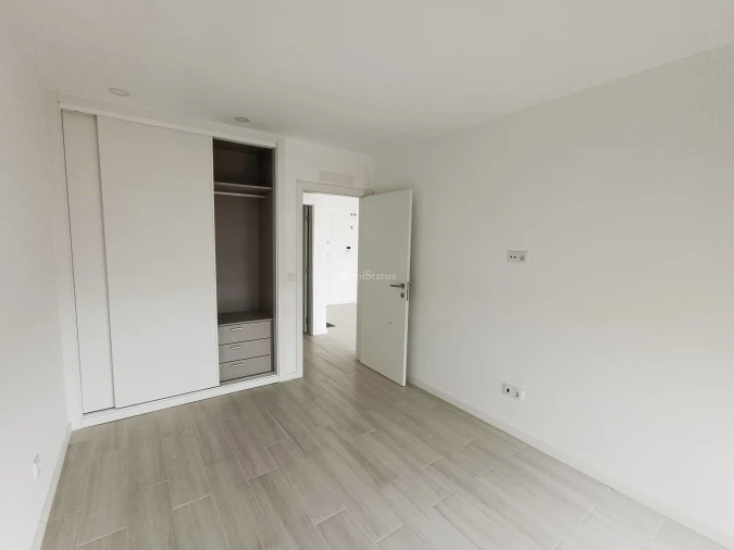 Apartamento T1 para Venda em Sesimbra (Santiago) Foto 3