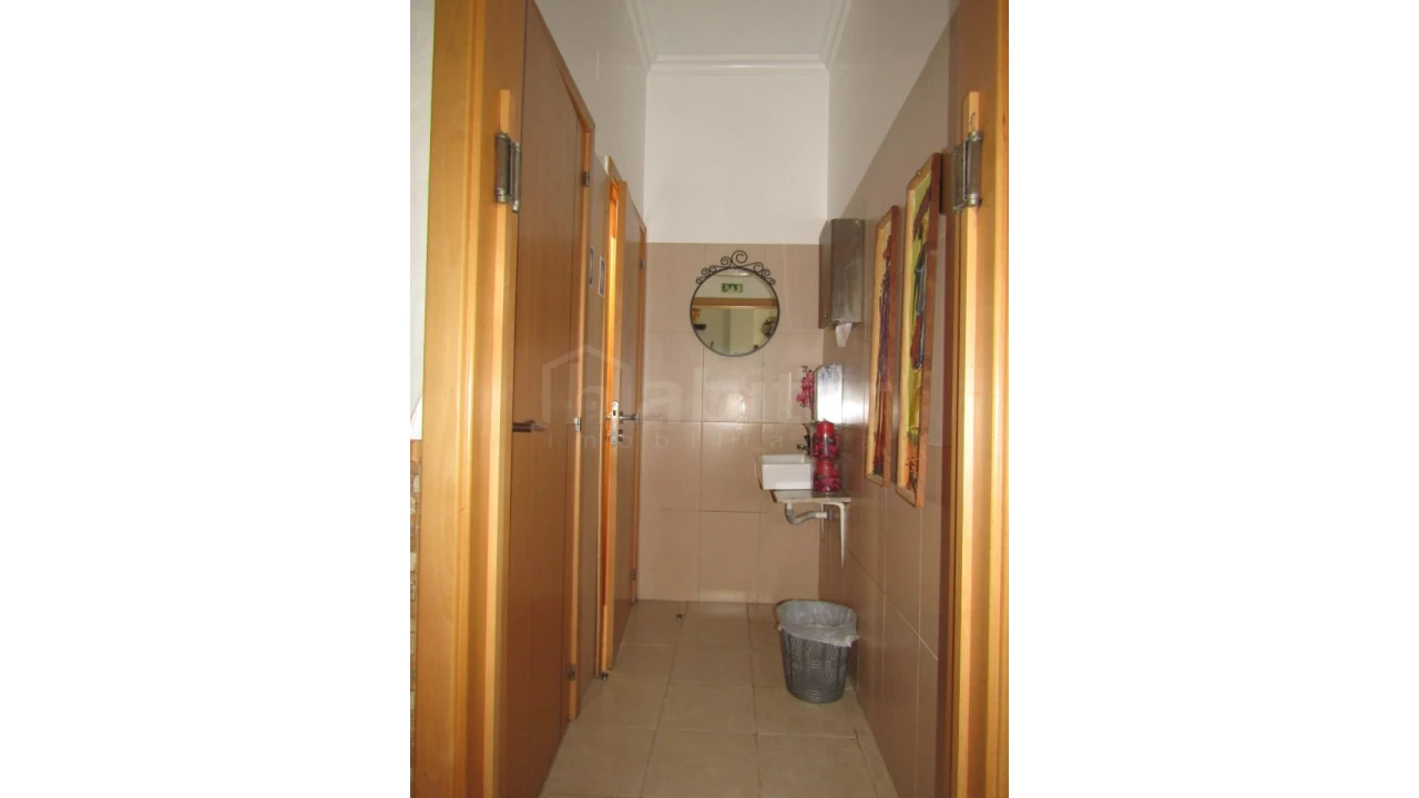 Moradia T6 para Venda em Benavente Foto 14